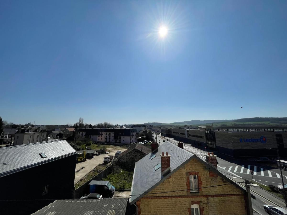 Appartement Chaleureux , Cosy, Bien Equipe Et Bien Place Sedan Dış mekan fotoğraf