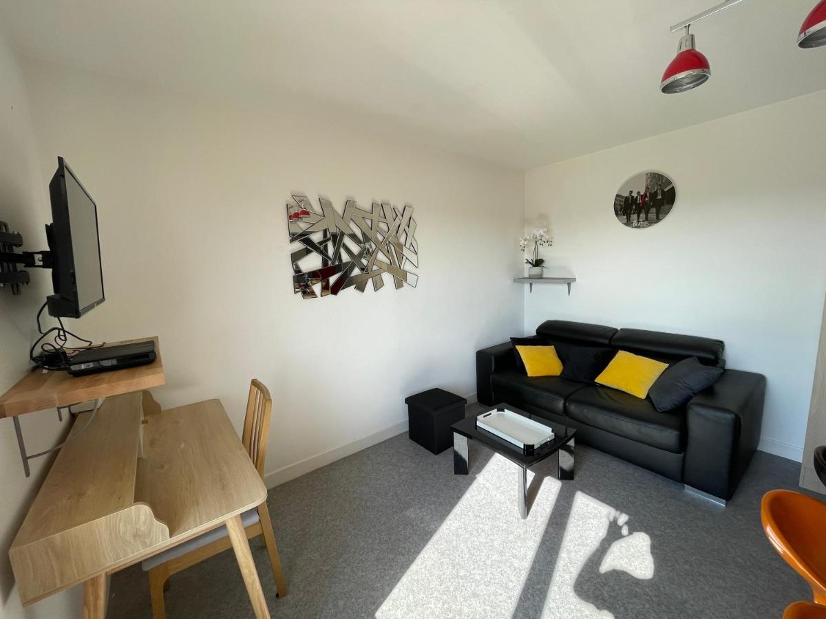 Appartement Chaleureux , Cosy, Bien Equipe Et Bien Place Sedan Dış mekan fotoğraf